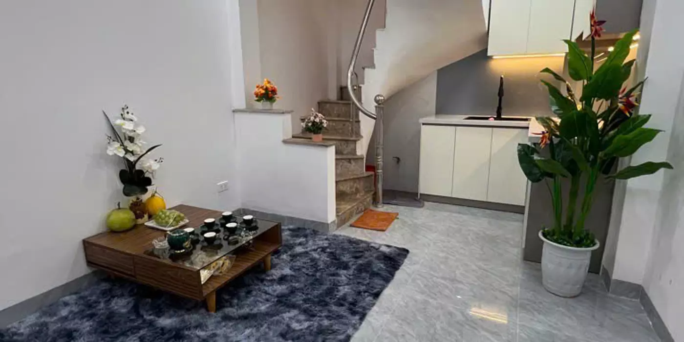 Bán nhà 16m2, 5 Tầng, 3PN, 4WC, Minh Khai, Hai Bà Trưng, 2.25 tỷ, sổ đỏ chung