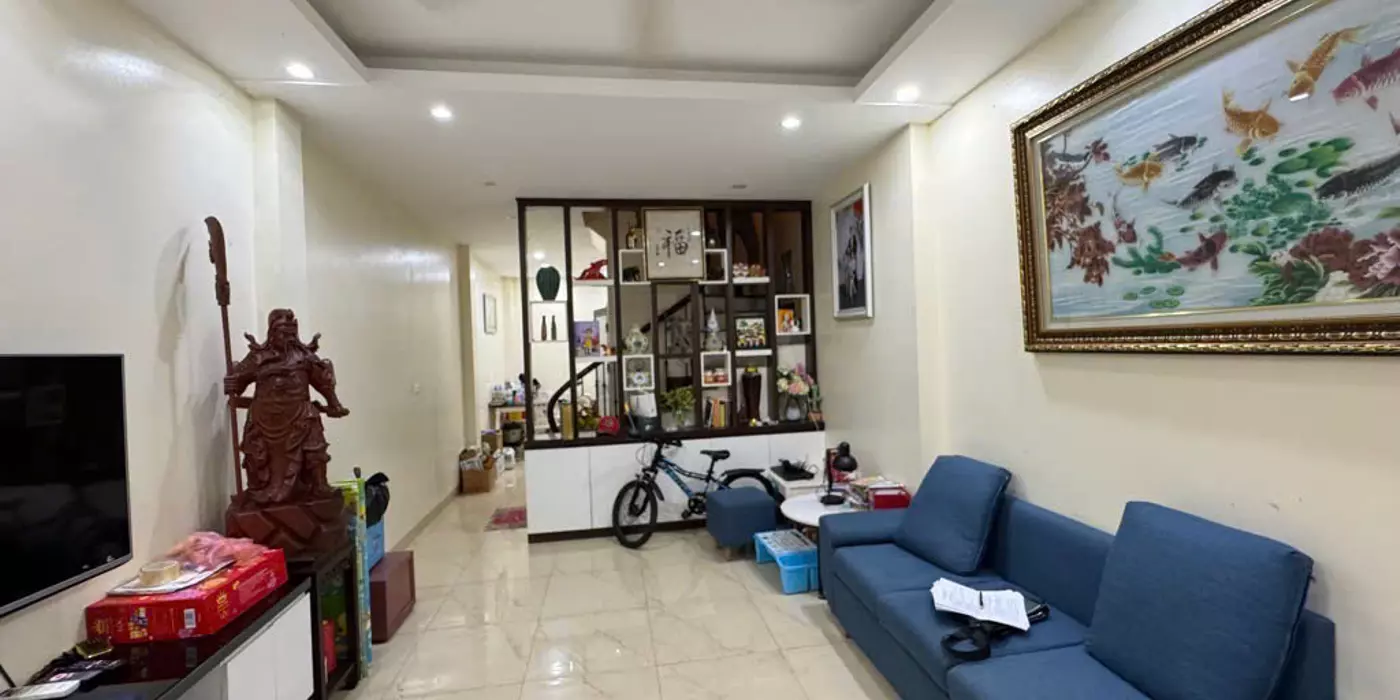 BÁN NHÀ NGỌC THỤY, LONG BIÊN – Ô TÔ ĐỖ CỬA, 42M², GIÁ CHỈ 5.7 Tỷ