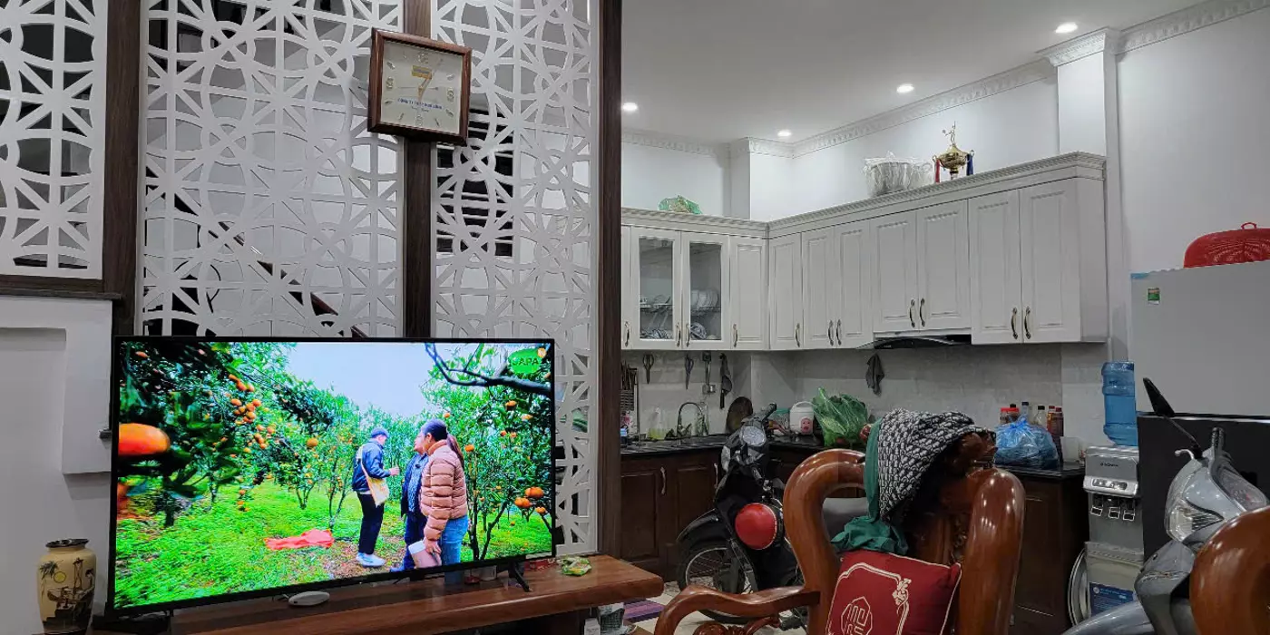 LẠC LONG QUÂN - CẦU GIÁY - DT40M2 X 5 T - MT6M - 9.5 TỶ - MẶT TIỀN KHỦNG - NHÀ ĐẸP Ở NGAY
