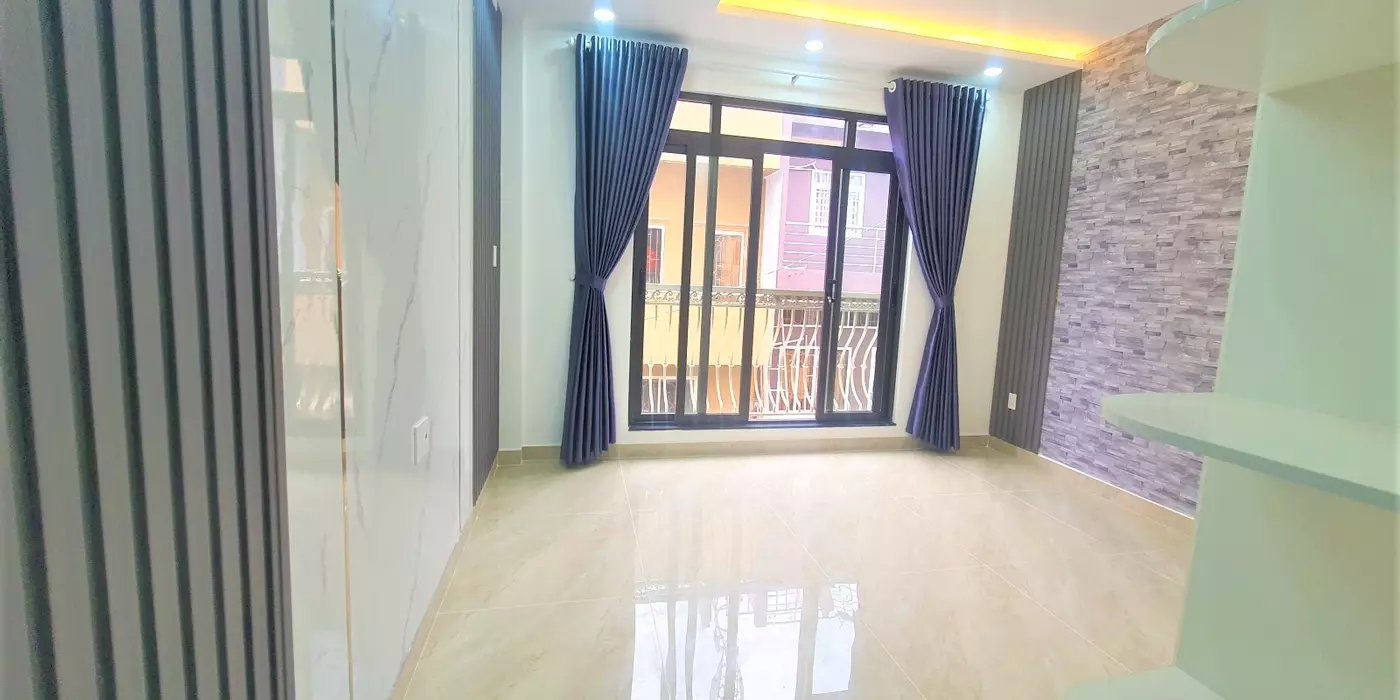 Bán nhà Nguyễn Duy Dương Quận 10, 4x14.7 3 tầng chỉ 5.5 tỷ.