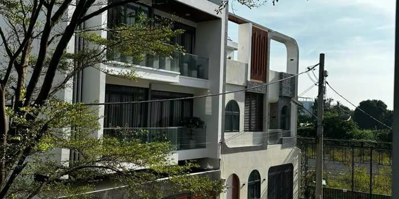 Nhà 3 tầng đường VƯỜN LÀI, phường APĐ, Q12, dt 110m2 (8,4mx13,2m) Giá 10,3Tỷ