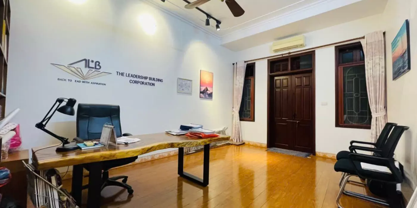 BÁN NHÀ HOÀNG NHƯ TIẾP LONG BIÊN  

71m2 x 3 TẦNG, GIÁ  10.5 Tỷ CÓ THƯƠNG LƯỢNG