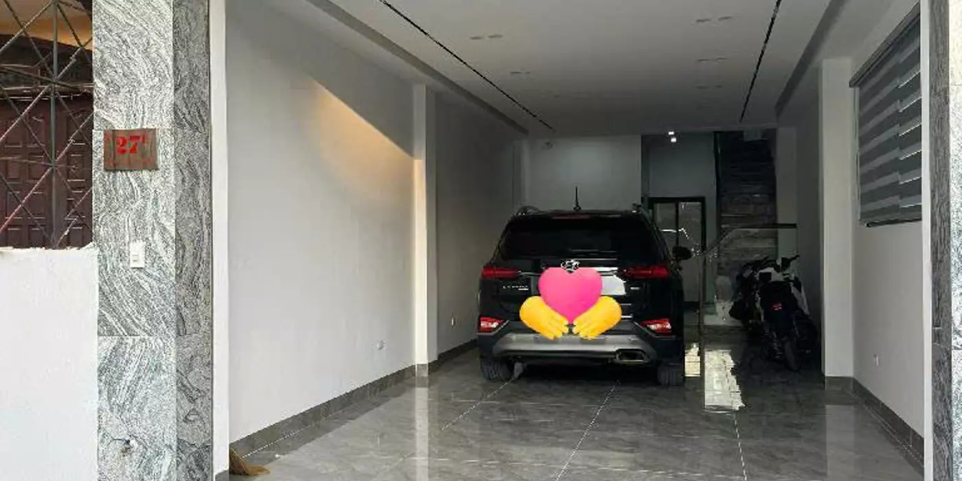 NHÀ PHỐ NGUYỄN VĂN CỪ - 69M, LÔ GÓC - GARA Ô TÔ - 7 TẦNG THANG MÁY - 16,8 TỶ