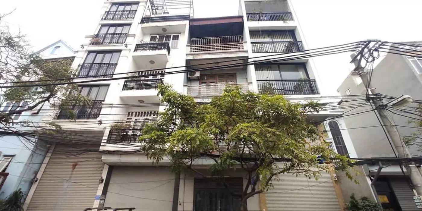 Bán nhà  mặt phố An Dương Vương 110m2 x 3 tầng mặt tiền 5.5m ô tô tránh