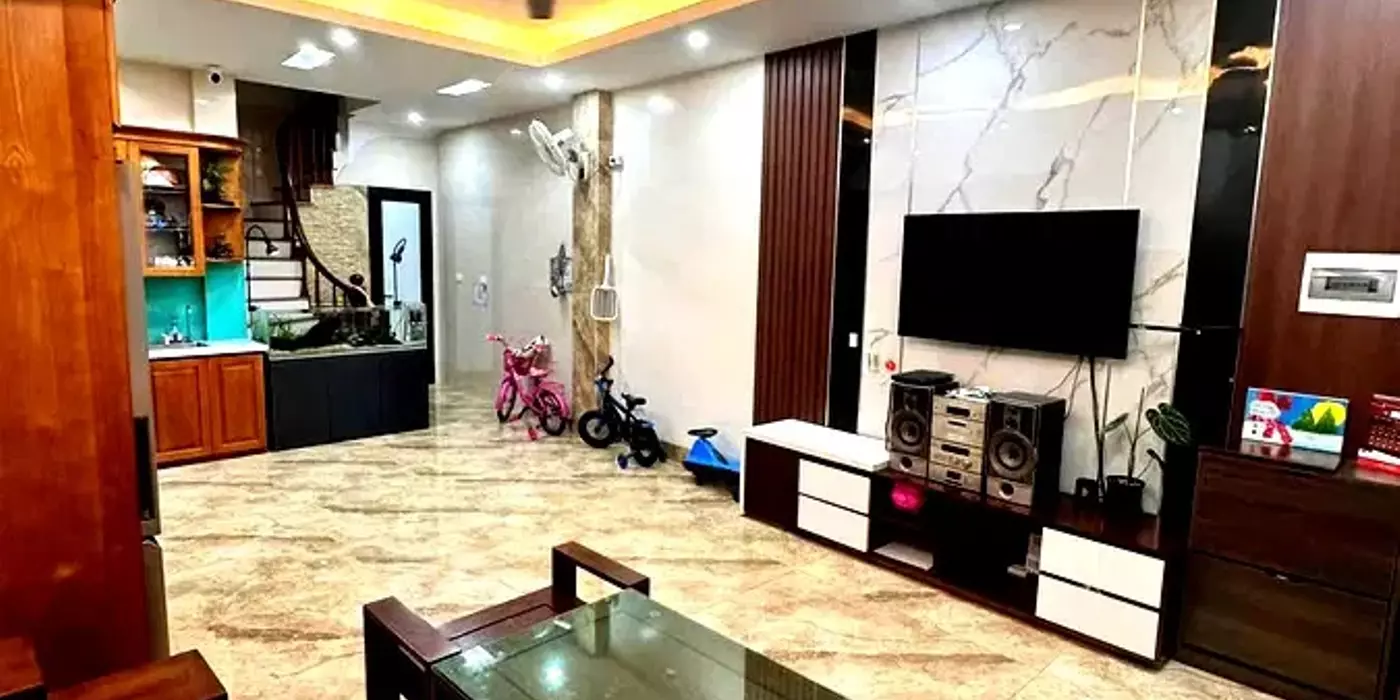 Bán nhà Phú Mỹ, Nam Từ Liêm diện tích 38m2 mặt tiền 4.2m, Ngõ OTO, gần phố, Full nội thất