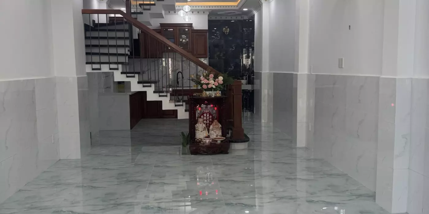 BÁN NHÀ NGAY TRUNG TÂM VĨNH VIỄN - QUẬN 10 52m2 CHỈ 6.6 TỶ.
