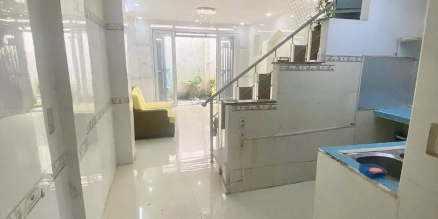 Phường 11 Gò Vấp, gần chợ Lê Văn Thọ.