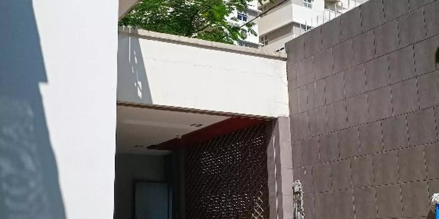 GẤP BÁN BIỆT THỰ SÂN VƯỜN Q.9 -  229m2, nhà 3 tầng 5pn chỉ 23ty