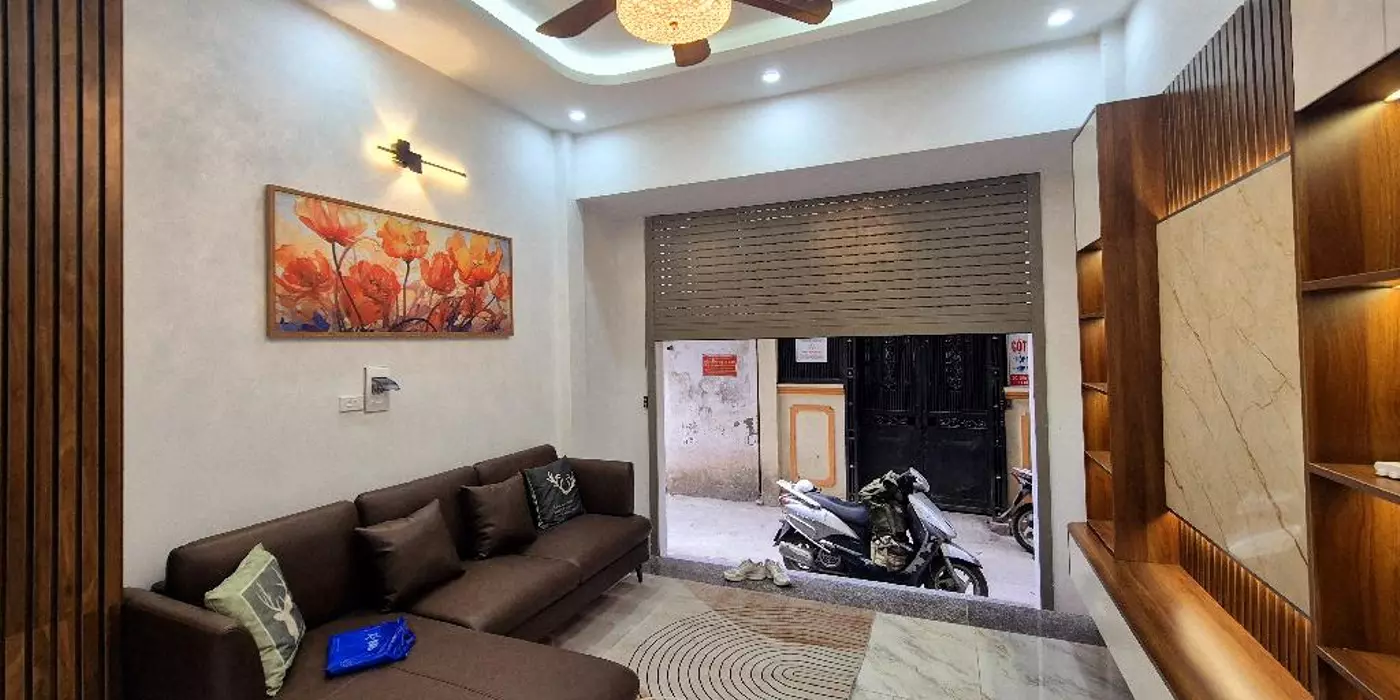 Bán nhà minh khai ngõ quỳnh 4 tầng long lanh ngõ thông kinh doanh hai bà trưng