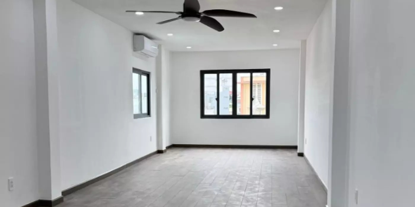 Cho thuê nhà chính chủ 13p mặt tiền giá 55tr