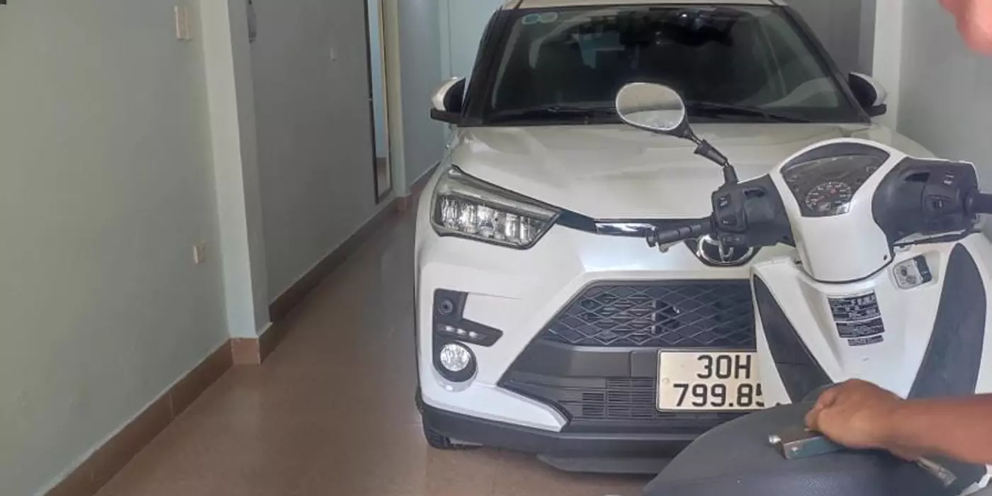 BÁN NHÀ HOA BẰNG CẦU GIẤY 13 TỶ 55m 5 TẦNG MẶT TIỀN 3.5m KINH DOANH PHÂN LÔ GARA Ô TÔ