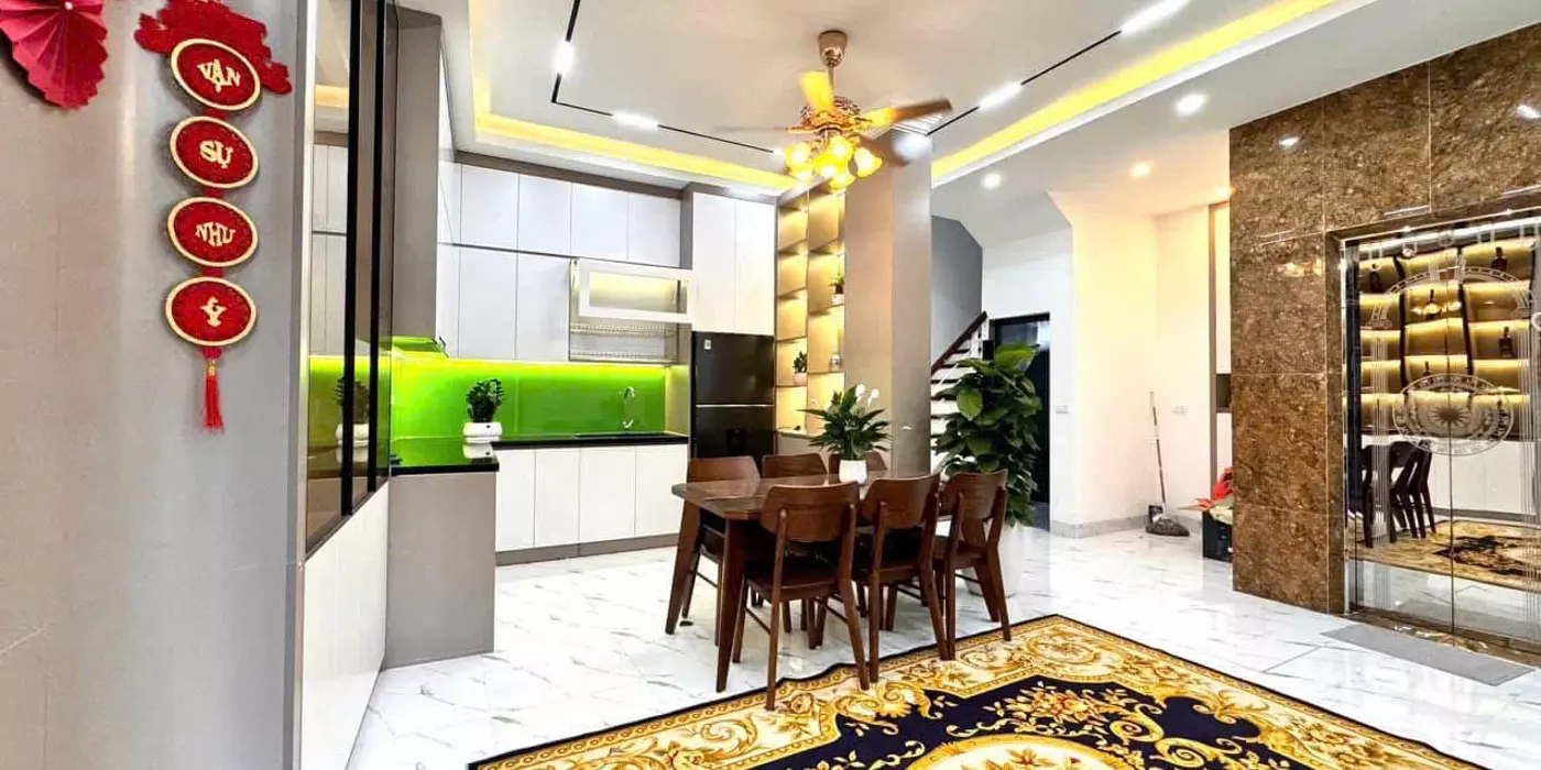 BÁN NHÀ TRUNG TÂM QUẬN CẦU GIẤY-46M2-MT5M-GIA9,8TY-7 TẦNG THANG MÁY -TẶNG FFUN NỘI THẤT VỀ Ở