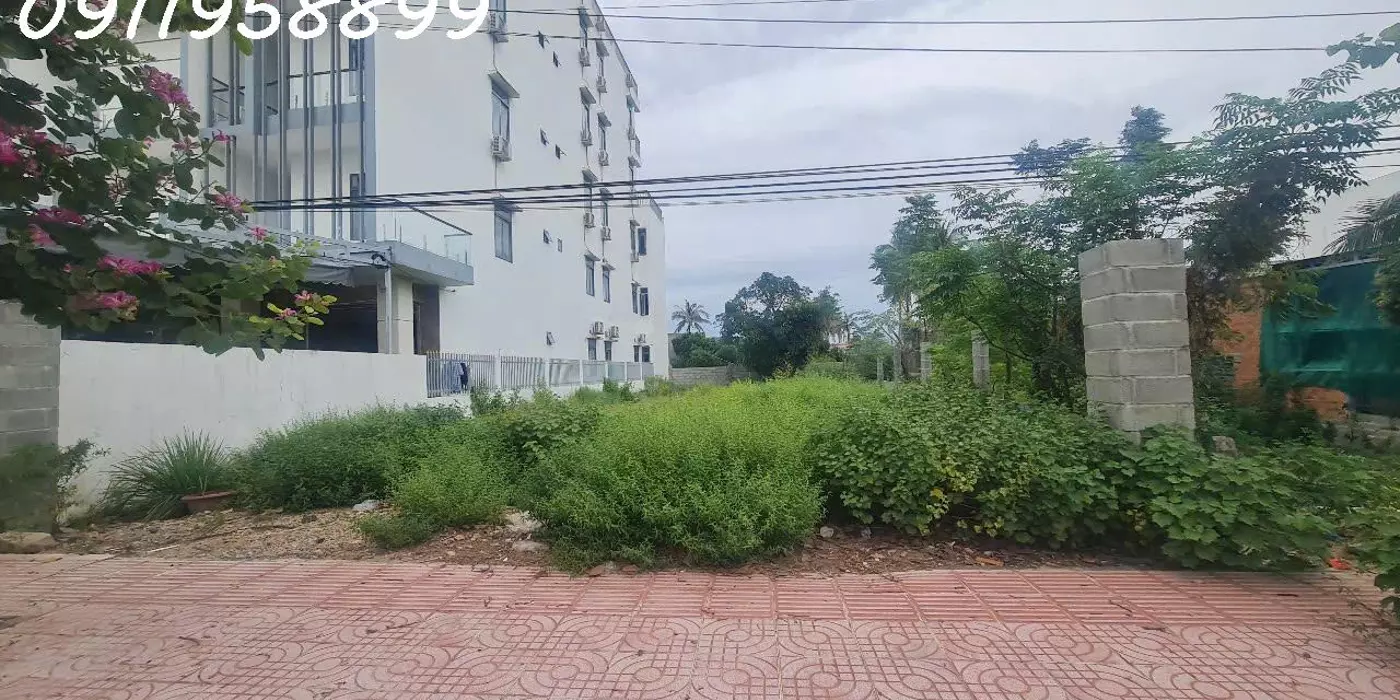 Bàn đất mặt tiền Nguyễn Du, Tân Phước, Thị xã LaGi giá rẻ