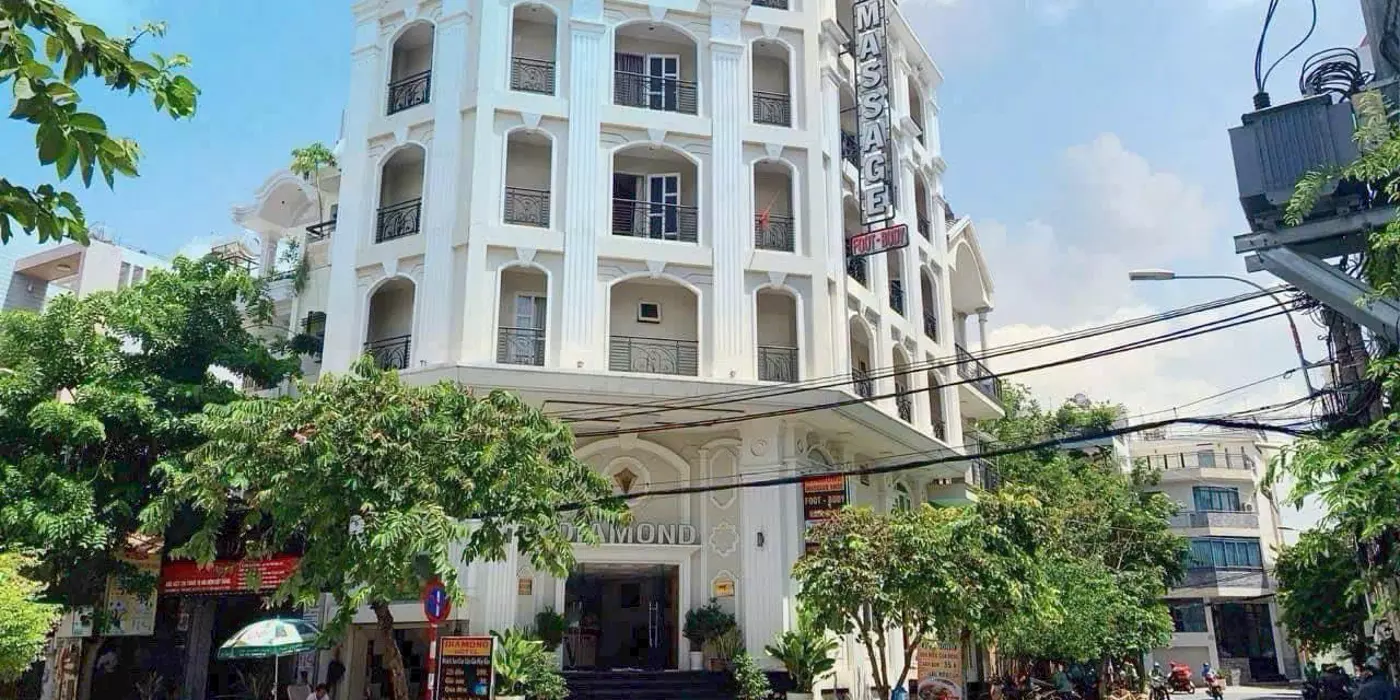 **23Tỷ_HOTEL V.I.P Trần Thiện Chánh Quận 10_ Vị Trí KD Đỉnh
82.5m_5Tầng Thang Máy