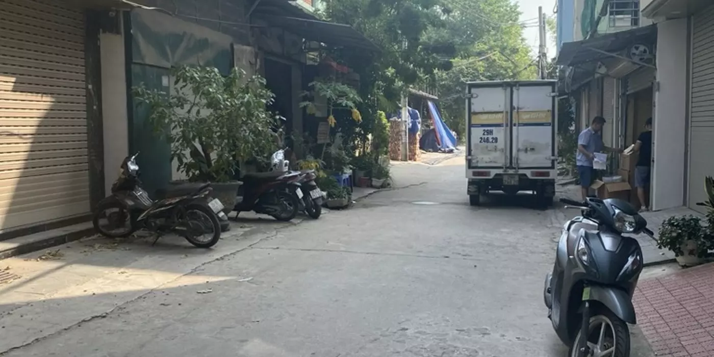 Bán đất tân mai 124M lô góc đường rộng xe congtainer tránh hoàng mai
