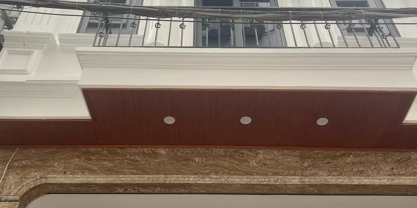 TOÀ 9 TẦNG: VĂN PHÒNG KẾT HỢP CĂN HỘ DỊCH VỤ CAO CẤP