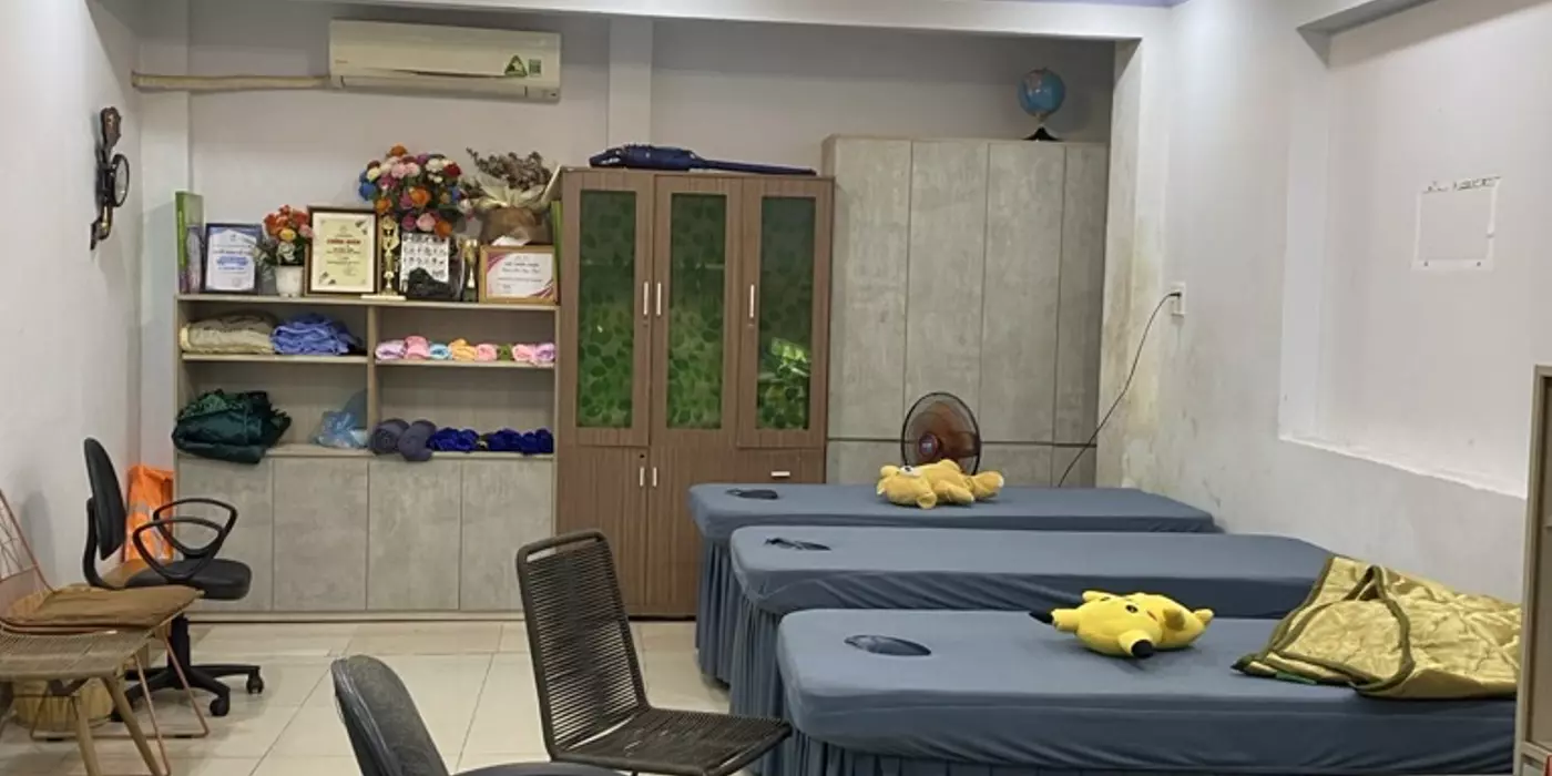 Nhà chính chủ Phùng tá chu Quận Bình Tân - 99m2 - bề Ngang 9m hẻm xe hơi vào tới nhà - giá 9 tỷ