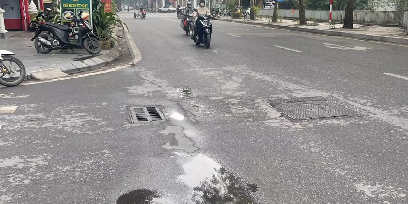 CẦN BÁN NHANH NHÀ MẶT PHỐ KĐT VĂN PHÚ CHỦ GIẢM GIÁ HƠN 1 TỶ