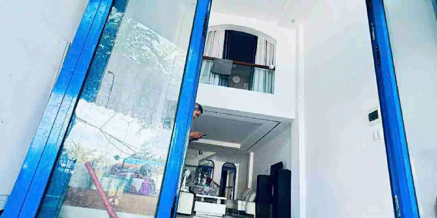 NHÀ MẶT TIỀN VIP ĐƯỜNG 2/9 GẦN TRƯỜNG ĐẠI HỌC KIẾN TRÚC