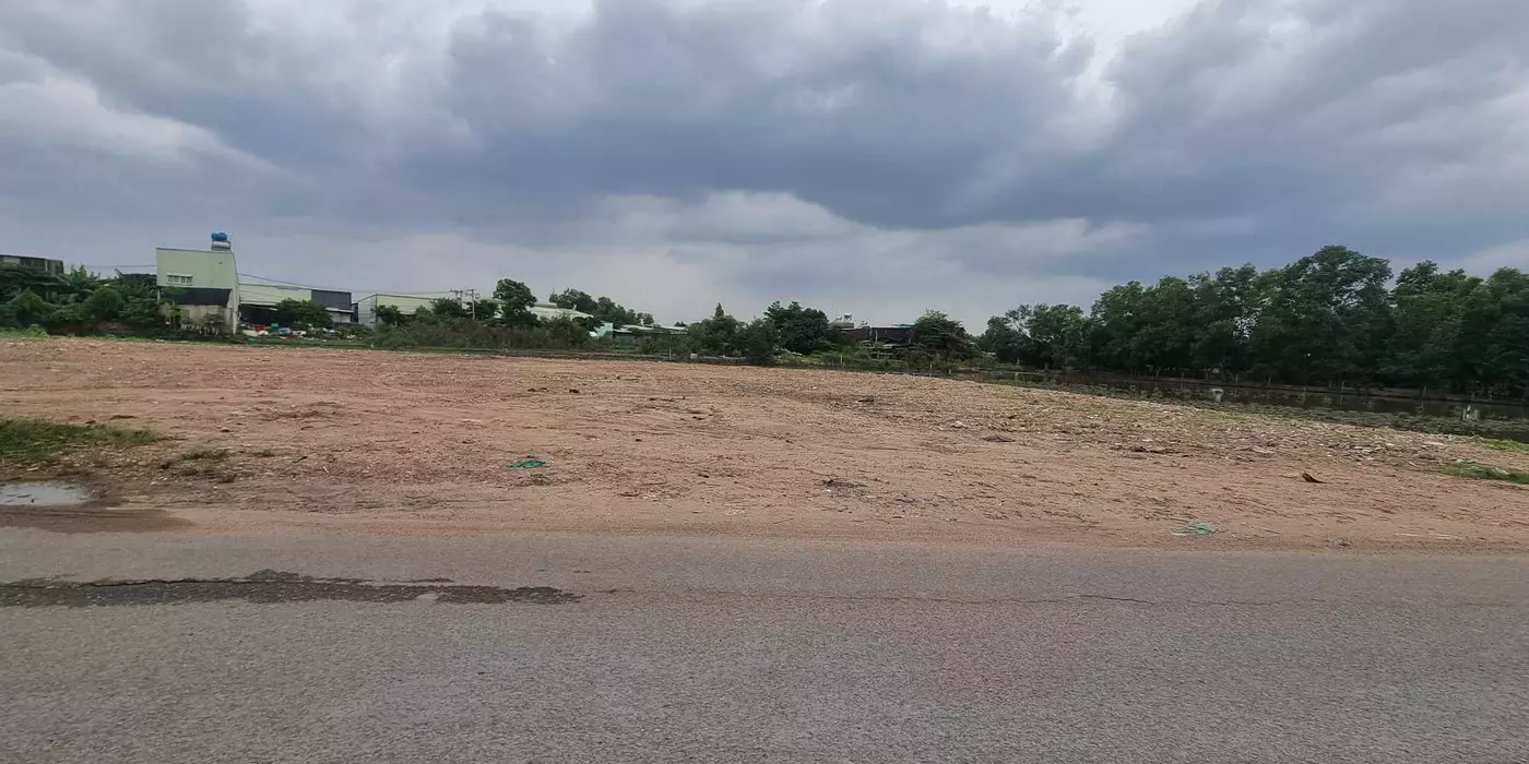 Bán gấp 400m2 đất thổ cư 100m2, lô góc 2 mặt tiền tại Tây Ninh