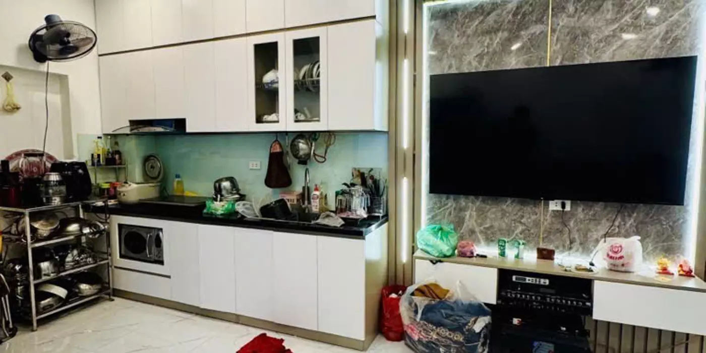 5.xx tỷ bán nhà bạch mai 5 tầng long lanh ở ngay hai bà trưng