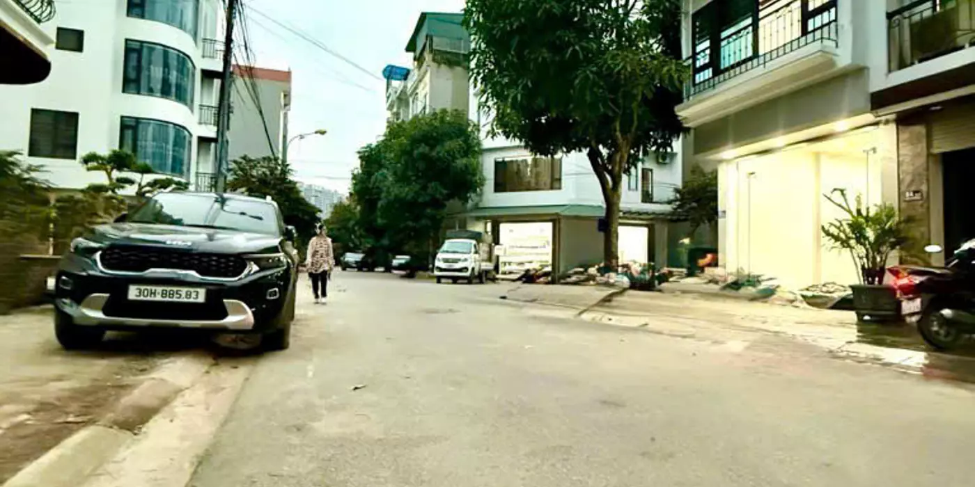 Xuân phương Nam Từ Liêm: Phân lô, vỉa hè, oto tránh 6 tầng thang máy nhỉnh 12 tỷ