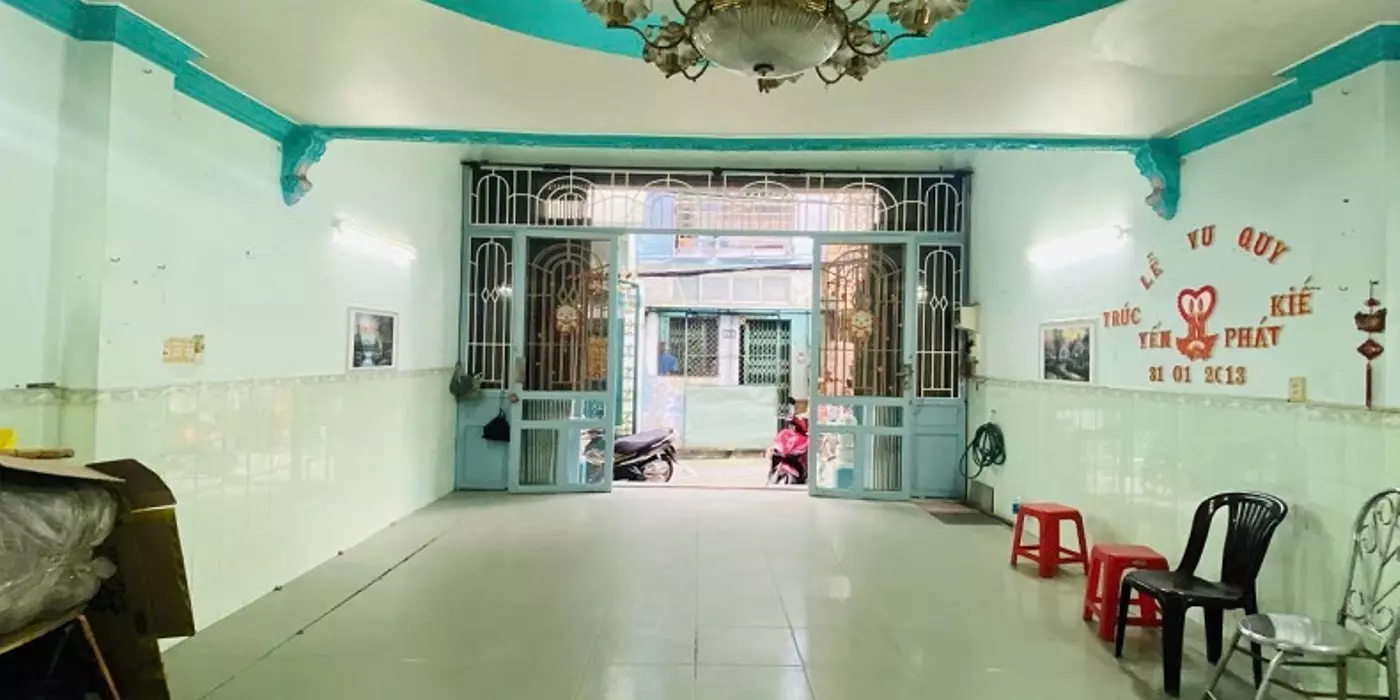 Bán CHDV đường Bình Tiên, P8, Q6, 98m2, 5 tầng, 12 phòng, ngay chợ Bình Tiên