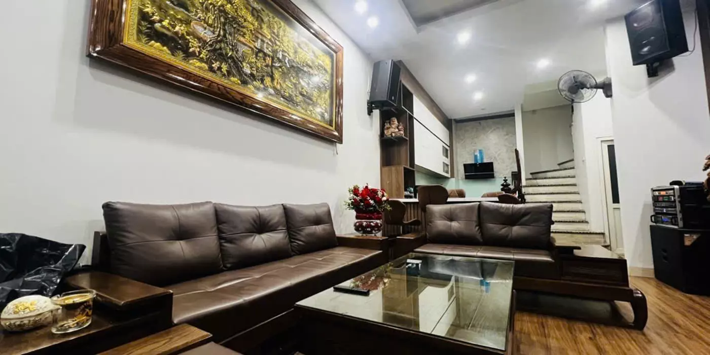 Bán nhà Phố Hào Nam_Nội thất xịn đẹp_Vị trí đẹp hiếm_37mx5T_Giá: 7.9Tỷ.