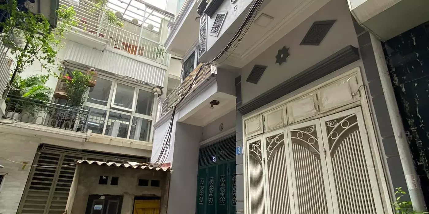 BÁN NHÀ NGỌC LÂM 6.9 TỶ 54m, 4 TẦNG DÂN XÂY, TRUNG TÂM QUẬN LONG BIÊN, TIỆN ÍCH NGẬP TRÀN.