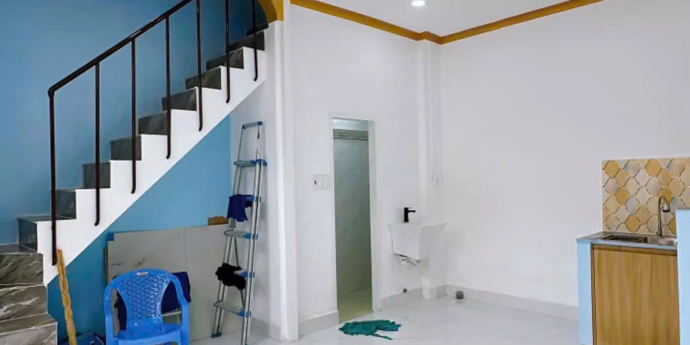 Sát mặt đường xe hơi 
Nhà Ngang 4.6 Dài 5.7 đúc 2 tấm hơn 2 tỷ
