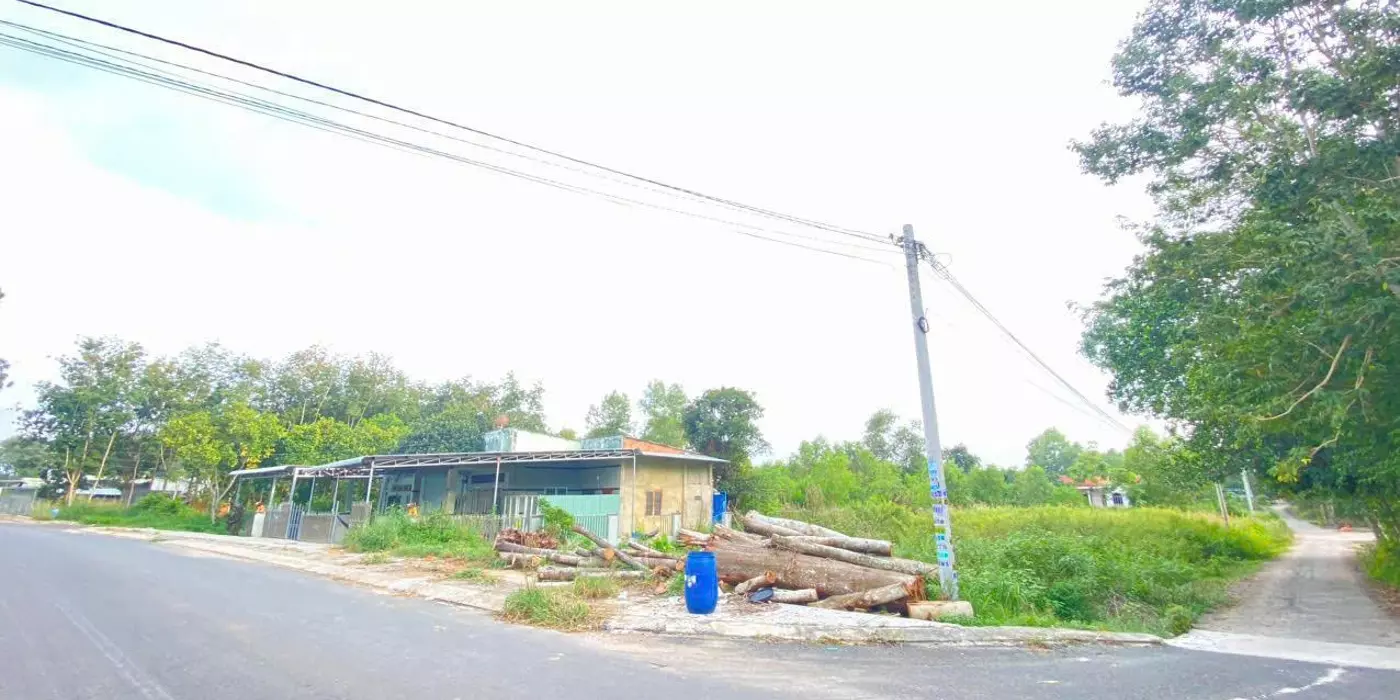Bán 500m2 giá ngộp nặng 2 tại đường 741, xã Tân Long, Phú Giáo, Bình Dương, 4 triệu/m2