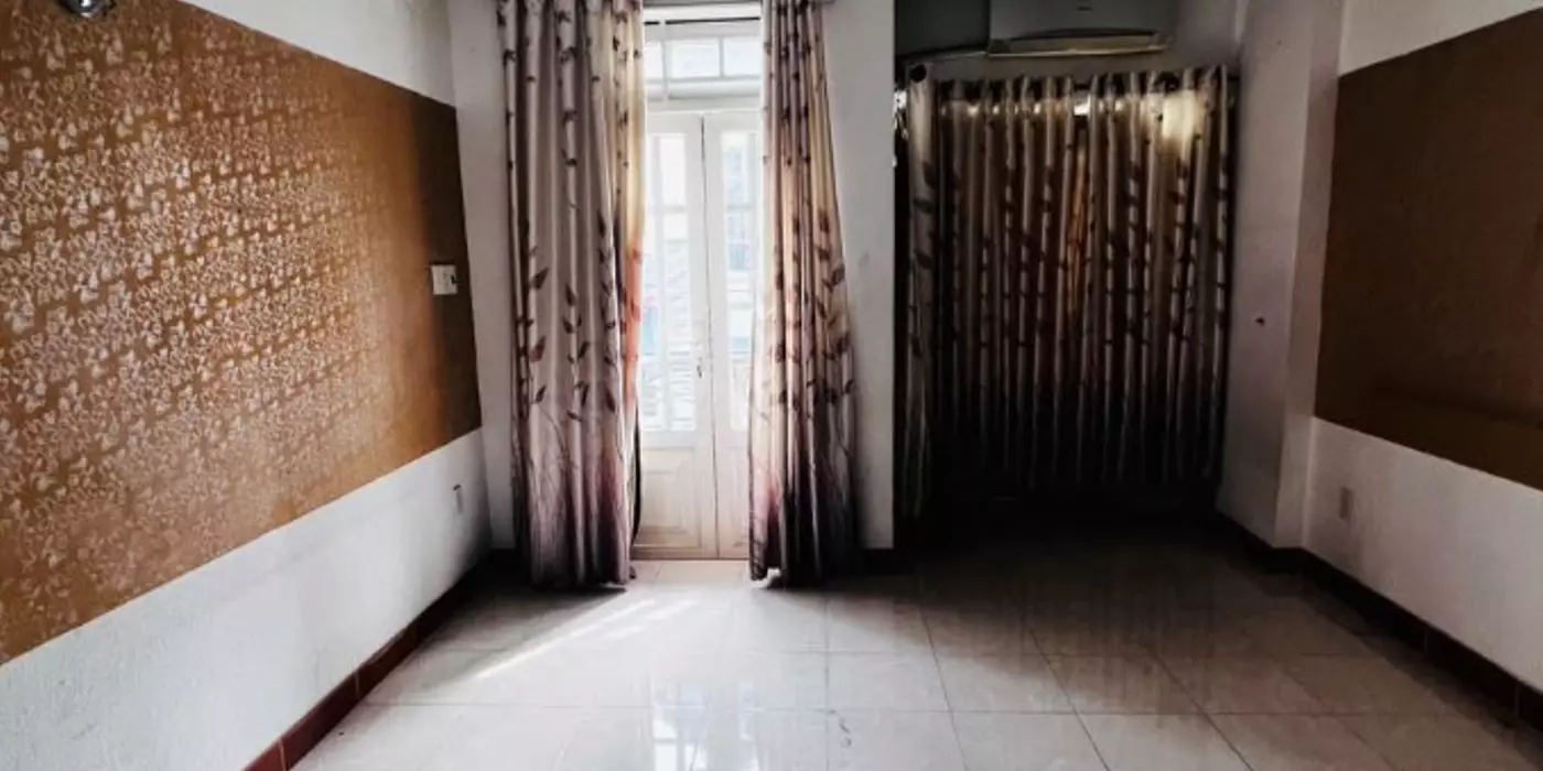 nhà nguyên căn 7 phòng ngủ đường Tô Hiến Thành Q10 cho thuê giá 32tr