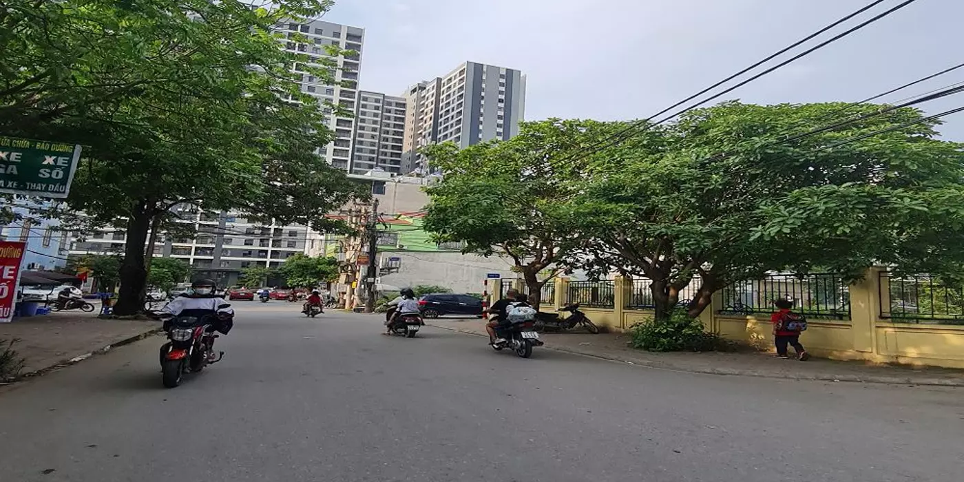 BÁN VỘI 136m2 đất đấu giá 31ha Trâu Quỳ, Gia Lâm. Đường kinh doanh 16m. 12xtr.