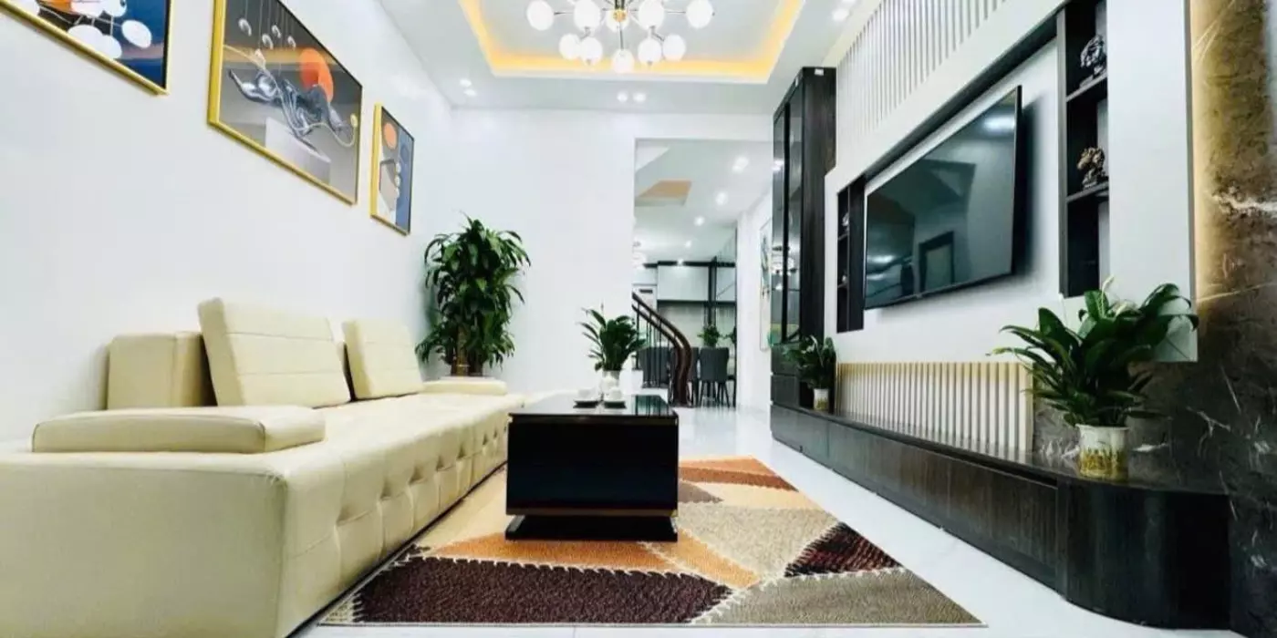 Siêu Đỉnh Mỹ Đình, Nam Từ Liêm diện tích 40m2, mặt tiền 3.8m, nhà đẹp gần phố, ở ngay