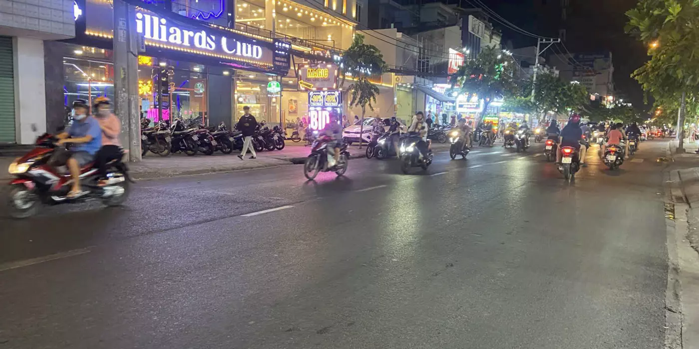 BÁN MBKD SHOWROOM OTO (12X27) MT SONG HÀNH, TÂN XUÂN, HÓC MÔN GIÁ 19.9 TỶ