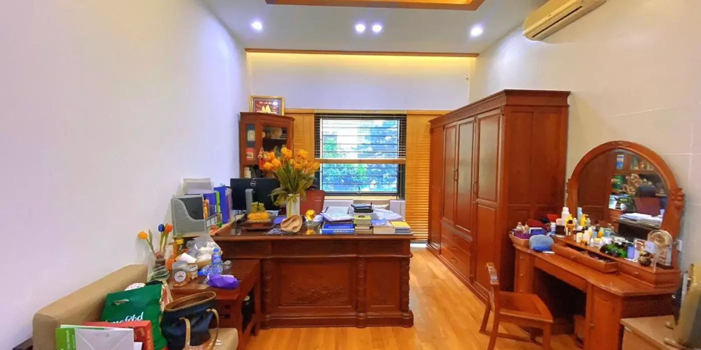 BÁN NHÀ MẶT NGÕ CẦU GIẤY 15 TỶ 60m2 5 TẦNG Ô TÔ ĐỖ CỬA CỰC THOÁNG