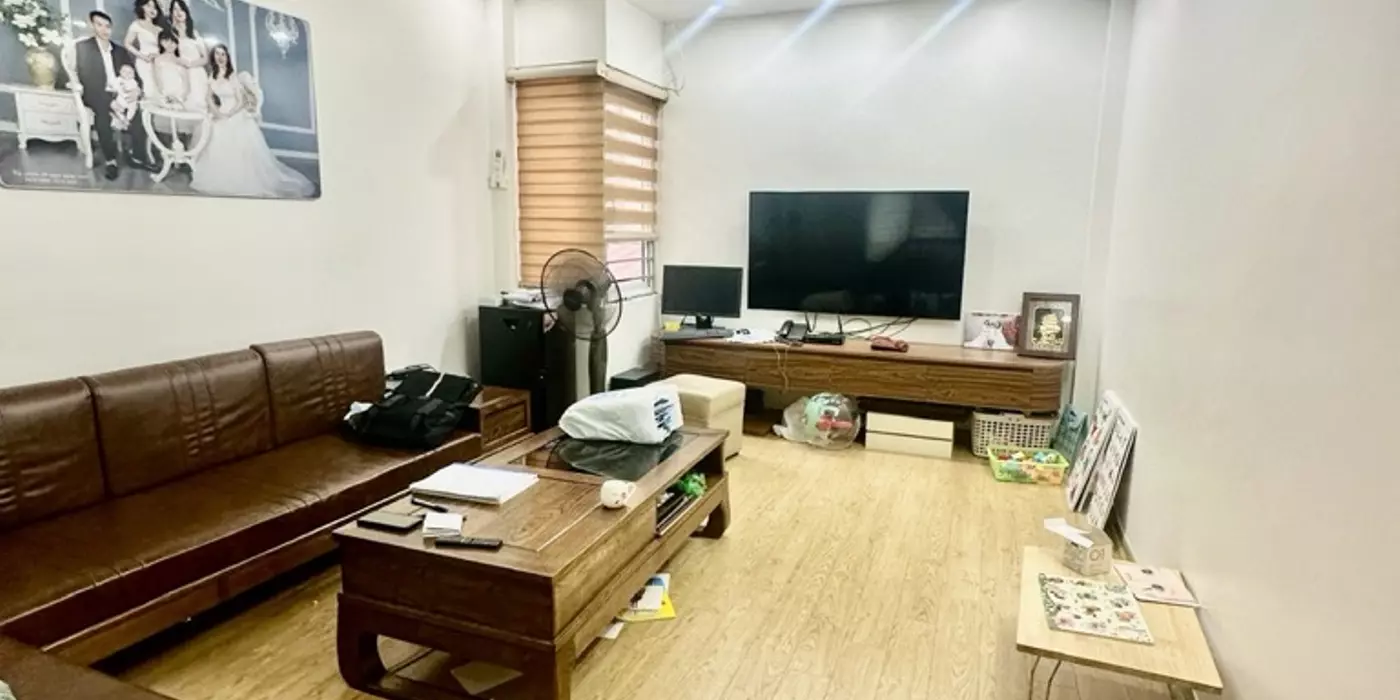 Bán nhà mở cổng ra ô tô tránh, Ngọc Hồi, Hoàng Mai, ô tô đỗ sân, 37m2, 6.8 tỷ