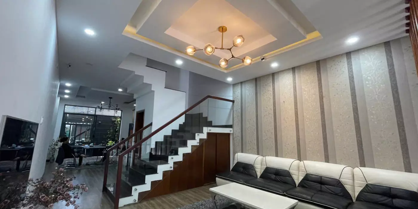 Hàng Hiếm Cho thuê nhà mặt tiền khu đô thị đường A2 ( tên mới Văn Tiến Dũng), nhà 1 trệt 3 lầu giá