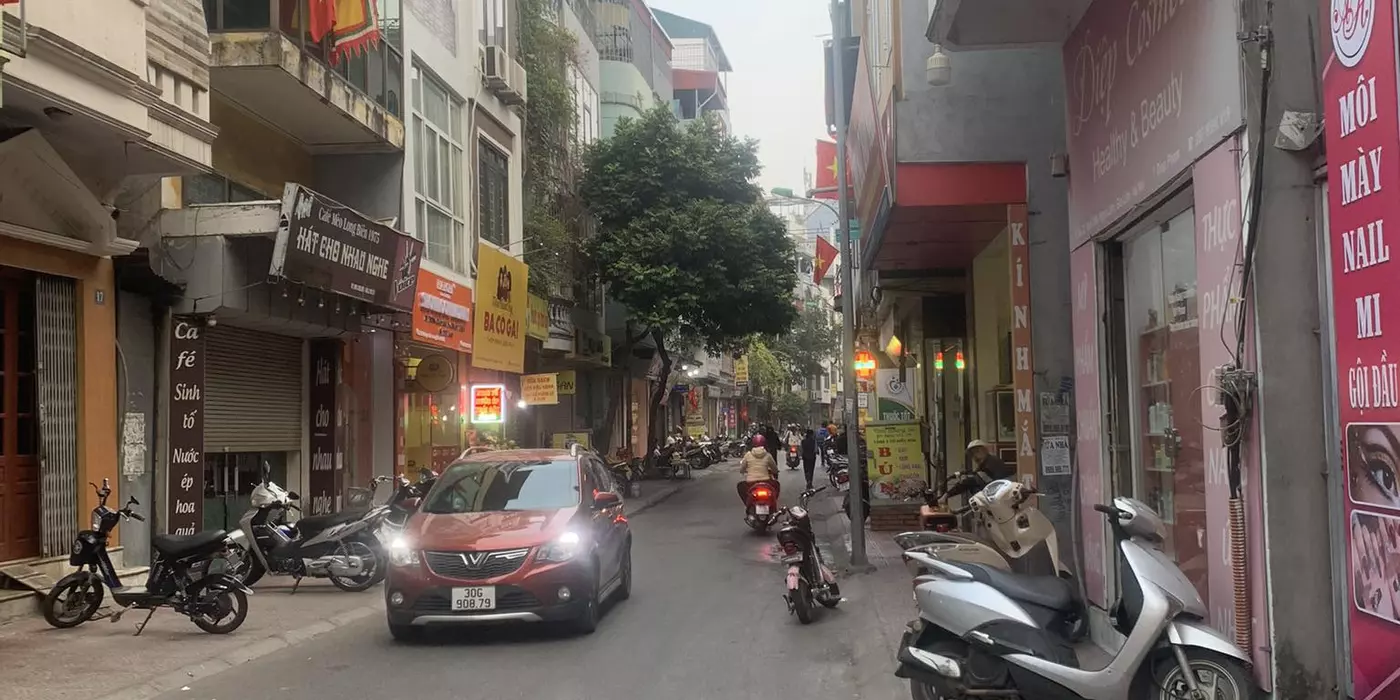 Ngọc Lâm-Nguyễn Văn Cừ, 65m x 5 tầng, mặt tiền 7.4m, vỉa hè, ôtô dừng đỗ cửa, kinh doanh ngày đêm