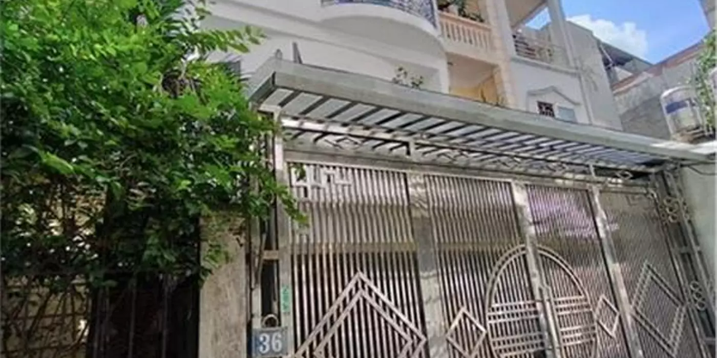 Bán nhà Lạc Long Quân, DT 90m, MT5.2m, 6 tầng, 5P. Ngủ, Gara ô tô, ngõ thông, gần Hồ Tây (chỉ 17.2