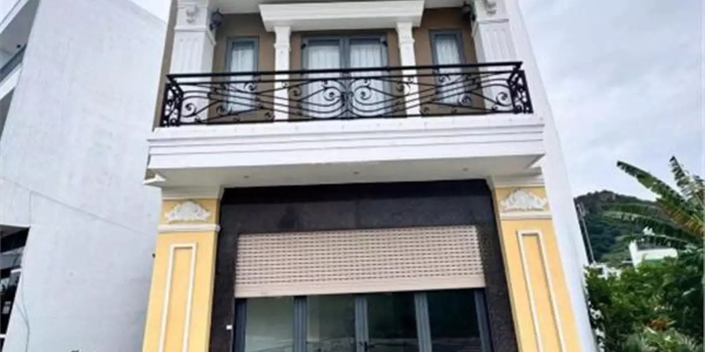 Bán Nhà Khu Đô Thị Nam Vĩnh Hải, TP Nha Trang - 1 Trệt 2 Lầu, 4 Phòng Ngủ, Giá 4,5 Tỷ
