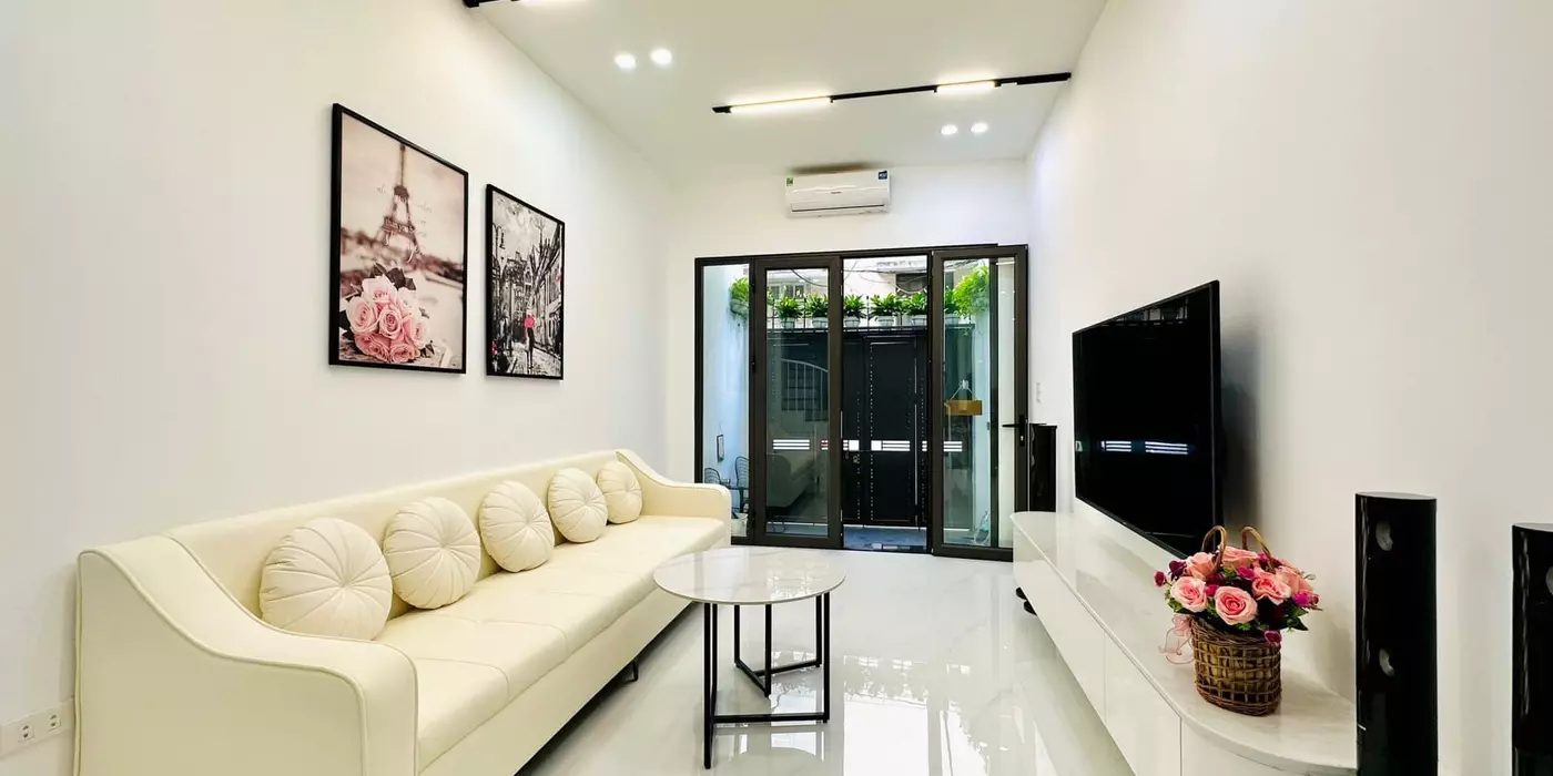 Siêu phẩm Nguyễn Hoàng, Nam Từ Liêm diện tích 40m2 mặt tiền 4.2m, một bước ra phố.