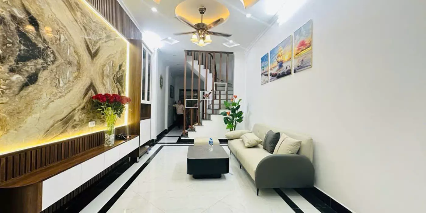 🔥 NHÀ ĐẸP SIÊU HOT PHỐ TRẠM - LONG BIÊN - 40M² - 5 TẦNG -6PN - NHỈNH 6 TỶ 🔥