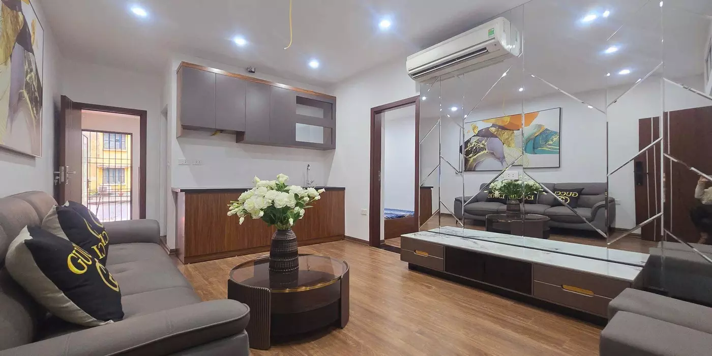 Chính chủ gửi bán tập thể tầng 3 Phương Mai, Đống Đa, đẹp hơn chung cư, nhà chia 2 gian có thể cho