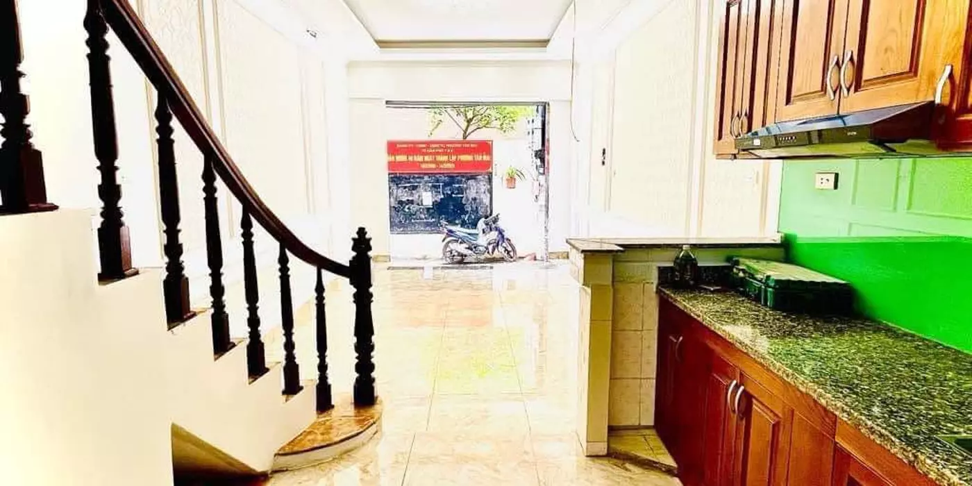 Bán nhà phố Tân Mai, Hoàng Mai 37m, 5 tầng. Giá: 7.8 tỷ
