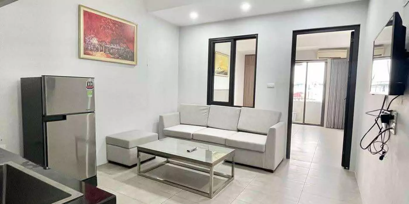 Chính chủ cần cho thuê gấp căn hộ 1n1k siêu đẹp có bồn tắm tại 165 Dương Quảng Hàm , Cầu Giấy