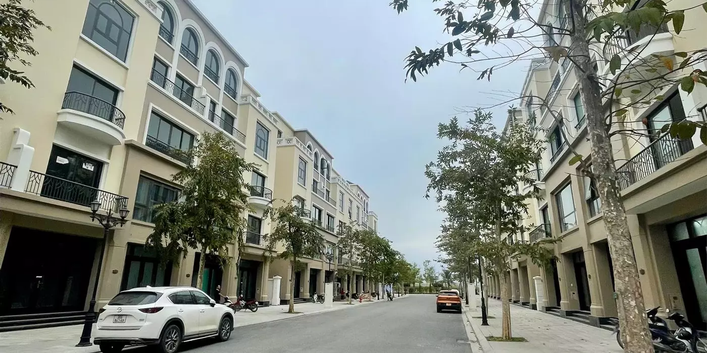 BÁN BIỆT THỰ LIỀN KỀ VINHOMES OCEAN PARK 2 - HƯNG YÊN - GIÁ 6.4 TỶ
BIỆT THỰ 5 TẦNG, 3 PN, 4 WC,