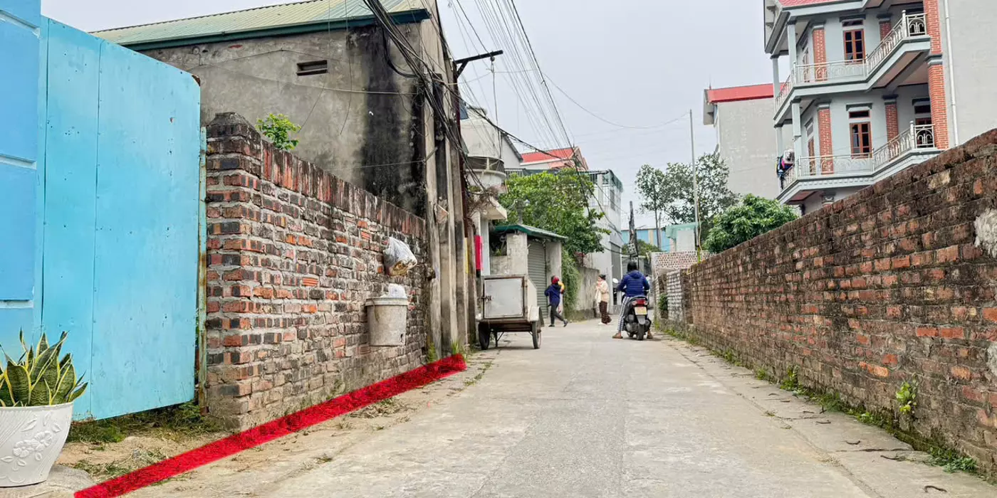 Bán đất Do Thượng, Tiền Phong, Mê Linh, HN. Đường thông, ô tô vào đất. DT 54m, giá 3,25 tỷ.