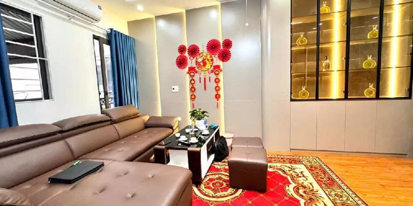 NHÀ ĐẸP ĐÓN TẾT - 7 TẦNG THANG MÁY - TẶNG FULL NỘI THẤT - TRUNG TÂM CẦU GIẤY - VÀI BƯỚC RA PHỐ