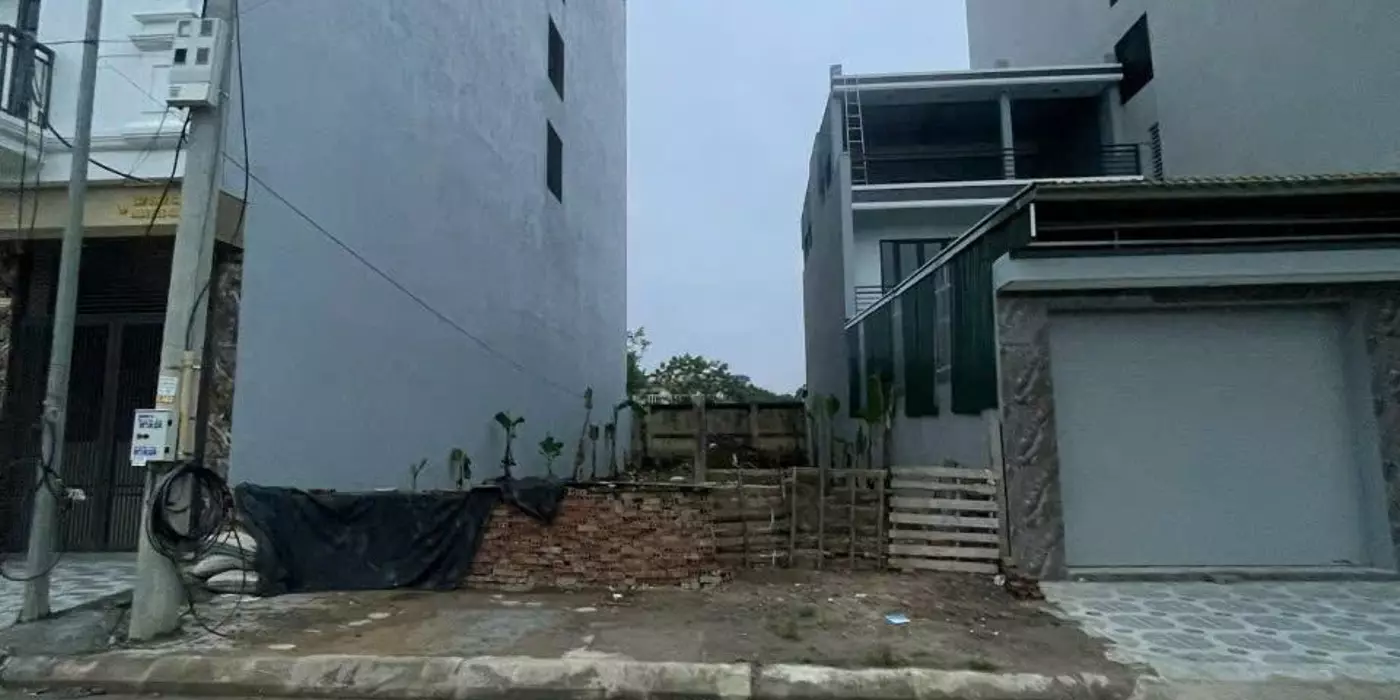 Cần bán đất đẹp Phú Mãn ngõ thông ôtô KD mặt tiền rộng giá rẻ 105m 3.25tỷ